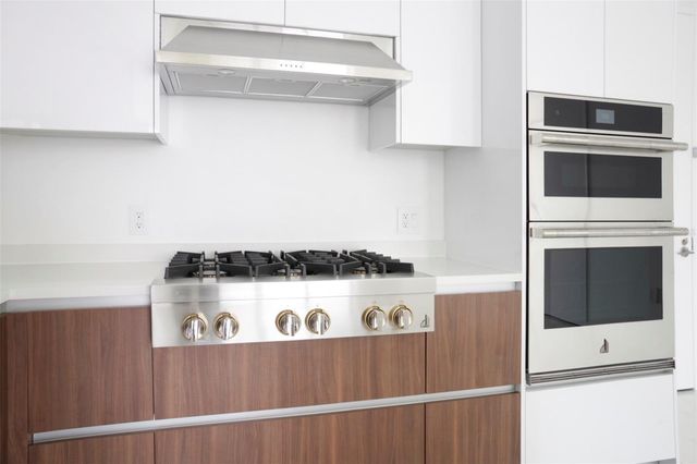 400 CENTRAL AVENUE 906, St Petersburg, FL 33701