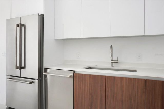 400 CENTRAL AVENUE 906, St Petersburg, FL 33701