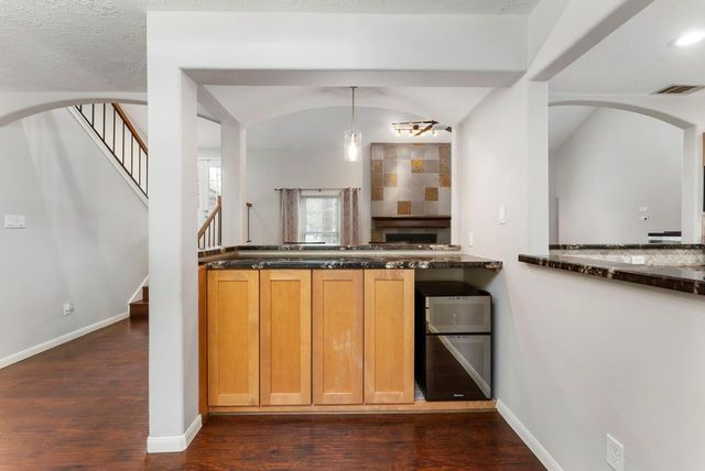 1 N Birchcane Court, The Woodlands, TX 77381