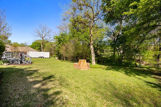 12 Mullaney Drive, Greenville, TX 75402
