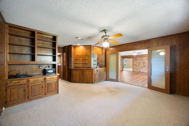 12 Mullaney Drive, Greenville, TX 75402