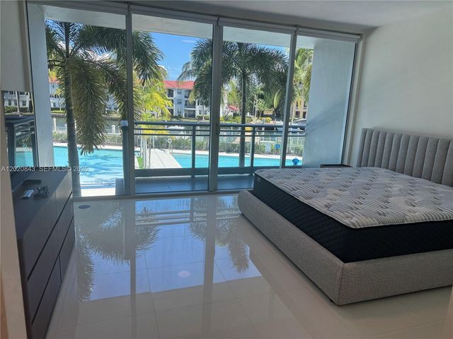 2950 NE 188th St 140, Aventura, FL 33180
