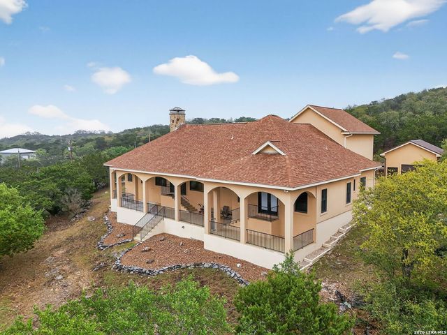 1076 SADDLEBACK RIDGE TRL, Bandera, TX 78003