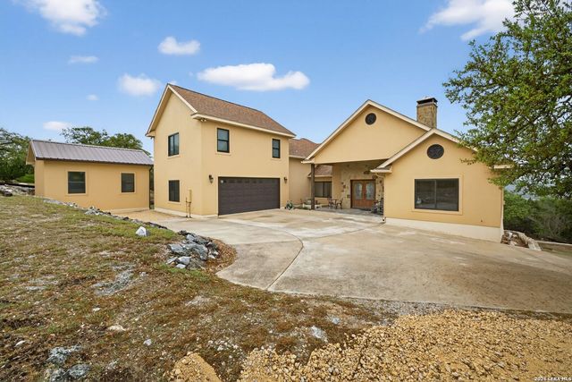 1076 SADDLEBACK RIDGE TRL, Bandera, TX 78003