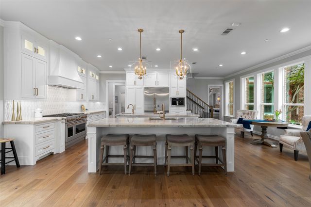 1313 CHATSWORTH Court E, Colleyville, TX 76034