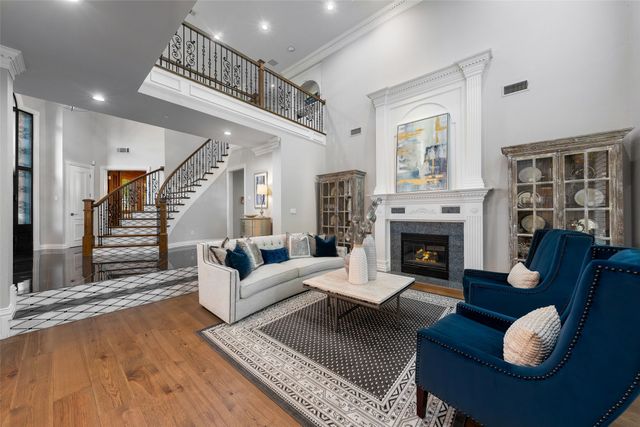 1313 CHATSWORTH Court E, Colleyville, TX 76034