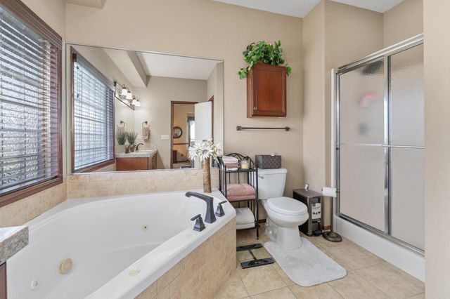 2153 S Sierra Hills Cir, Wichita, KS 67230