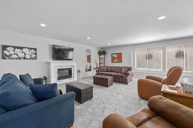 2153 S Sierra Hills Cir, Wichita, KS 67230