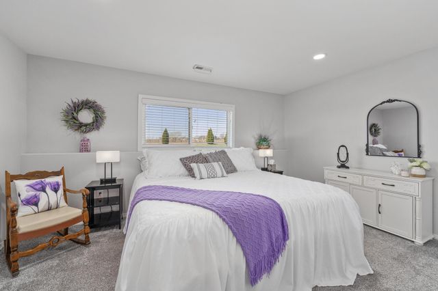 2153 S Sierra Hills Cir, Wichita, KS 67230