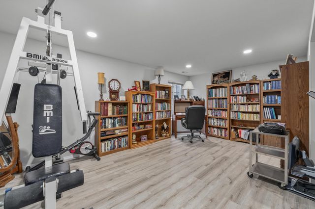 2153 S Sierra Hills Cir, Wichita, KS 67230