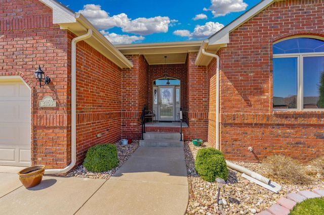 2153 S Sierra Hills Cir, Wichita, KS 67230