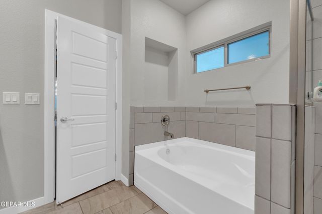 11538 Wayne Carreon Street, Socorro, TX 79927