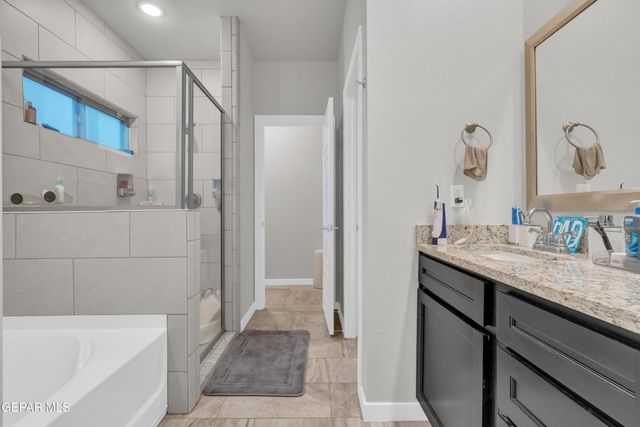 11538 Wayne Carreon Street, Socorro, TX 79927