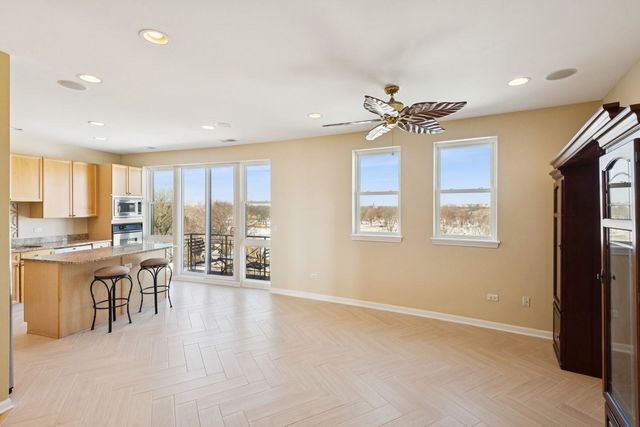 7748 N Sheridan Road 5, Chicago, IL 60626