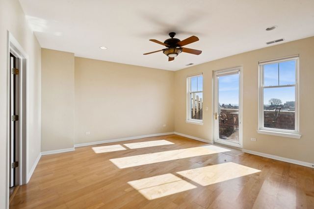 7748 N Sheridan Road 5, Chicago, IL 60626