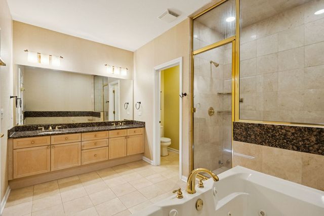 7748 N Sheridan Road 5, Chicago, IL 60626