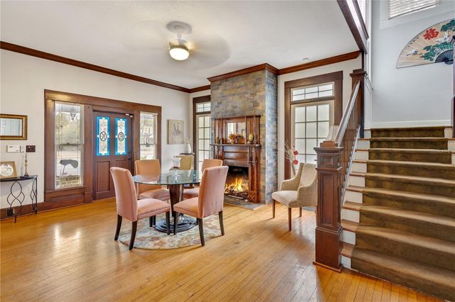 824 E UNIVERSITY AVENUE, Gainesville, FL 32601