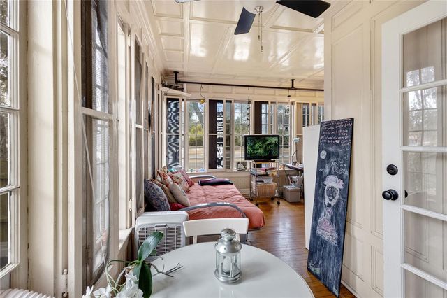 824 E UNIVERSITY AVENUE, Gainesville, FL 32601