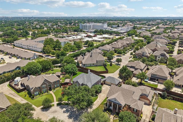 1045 Sir Lancelot Circle, Lewisville, TX 75056