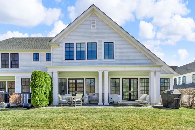 15 Honeysuckle Lane, Rye Brook, NY 10573