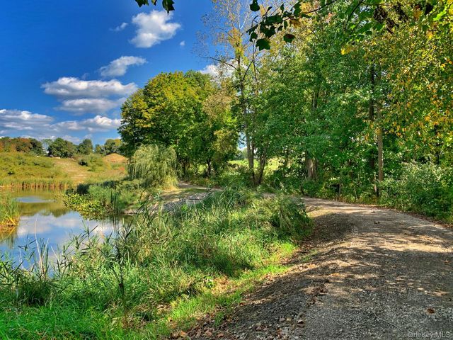 15 Honeysuckle Lane, Rye Brook, NY 10573