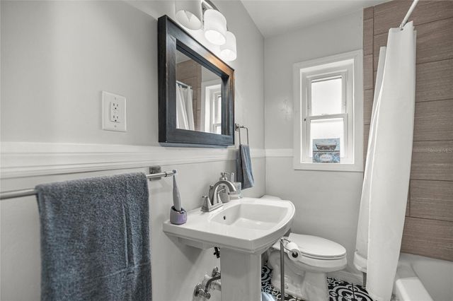 1738 SE 5TH STREET, Ocala, FL 34471