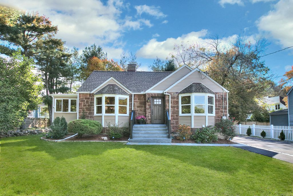 24 Mills Street, Westport, CT 06880