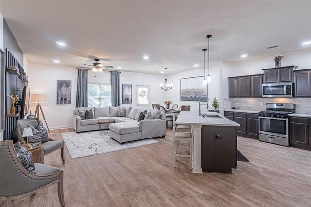 723 Independence Avenue, Pendergrass, GA 30567