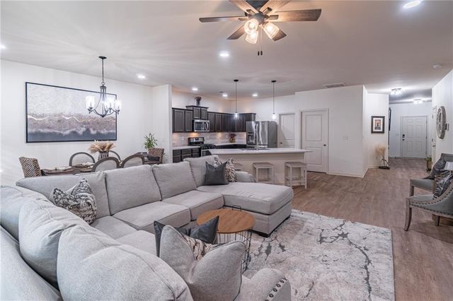 723 Independence Avenue, Pendergrass, GA 30567