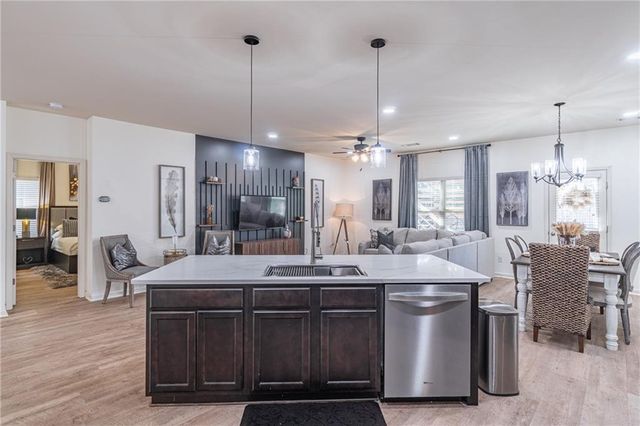 723 Independence Avenue, Pendergrass, GA 30567