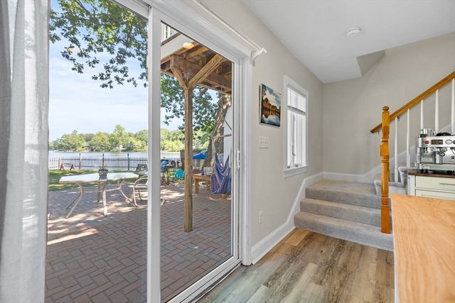 17 Woodbine Rd, Weymouth, MA 02189