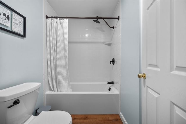 17 Woodbine Rd, Weymouth, MA 02189