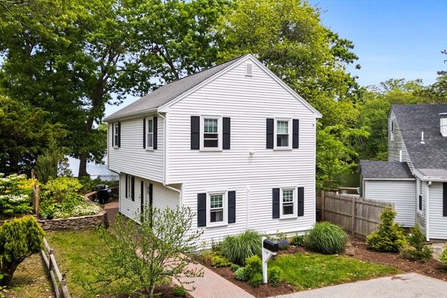 17 Woodbine Rd, Weymouth, MA 02189
