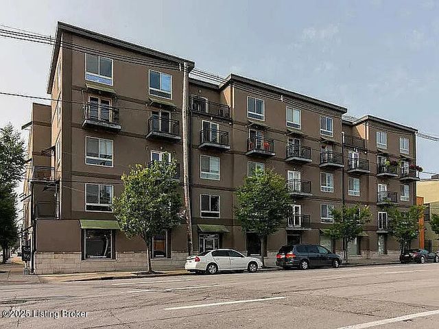 110 S Campbell St, 315, Louisville, KY 40206