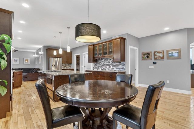 673 Prairie Grass Road, Oregon, WI 53575