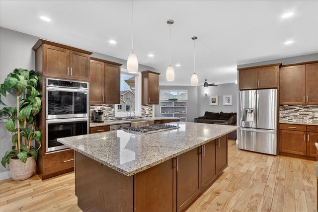 673 Prairie Grass Road, Oregon, WI 53575