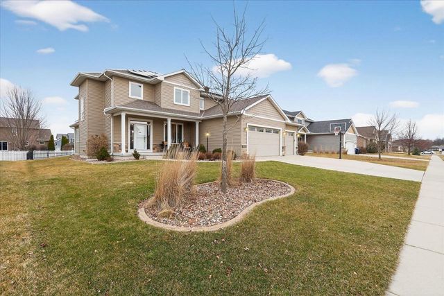 673 Prairie Grass Road, Oregon, WI 53575