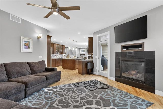 673 Prairie Grass Road, Oregon, WI 53575