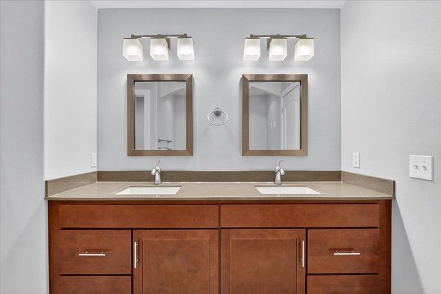 673 Prairie Grass Road, Oregon, WI 53575