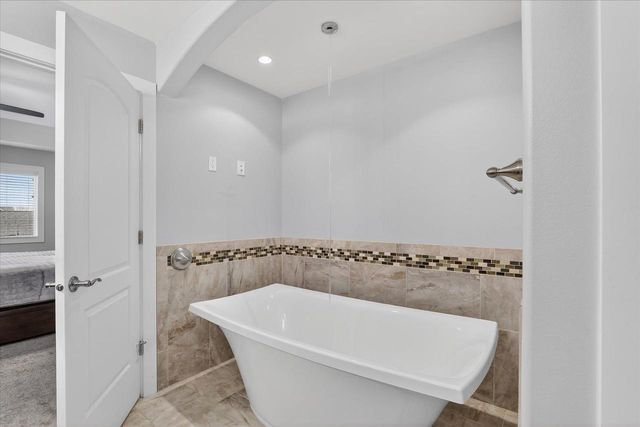 673 Prairie Grass Road, Oregon, WI 53575