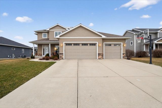 673 Prairie Grass Road, Oregon, WI 53575