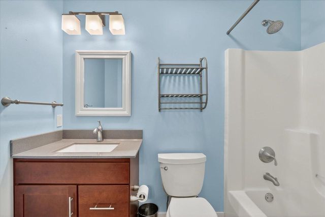 673 Prairie Grass Road, Oregon, WI 53575