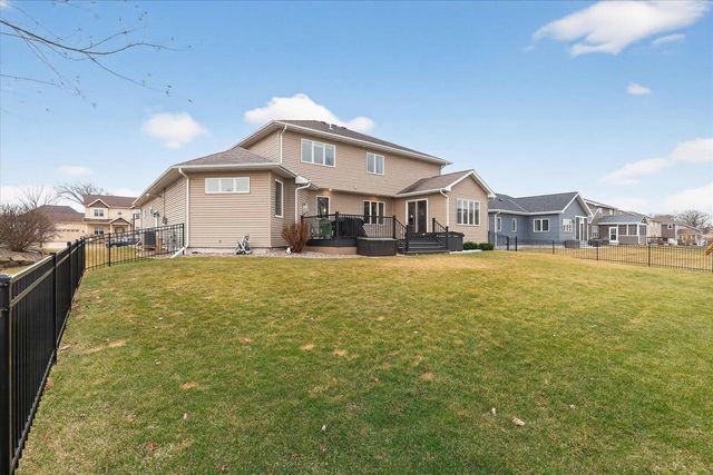 673 Prairie Grass Road, Oregon, WI 53575