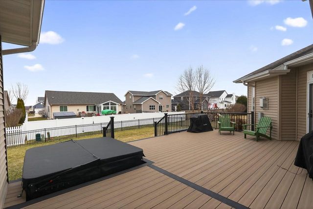 673 Prairie Grass Road, Oregon, WI 53575