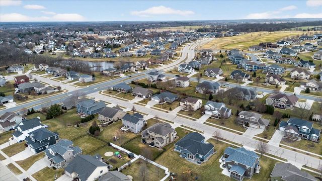 673 Prairie Grass Road, Oregon, WI 53575