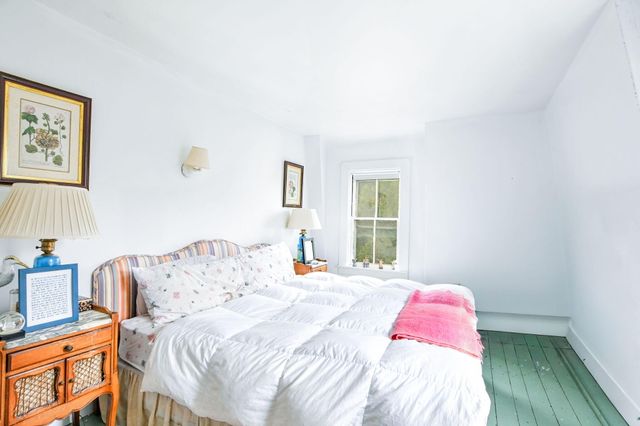 1331 Main Street, Cotuit, MA 02635