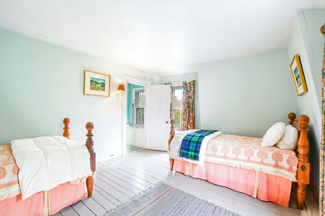 1331 Main Street, Cotuit, MA 02635