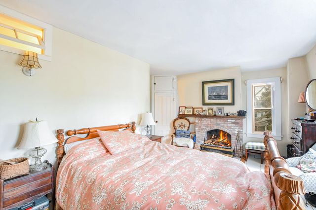 1331 Main Street, Cotuit, MA 02635