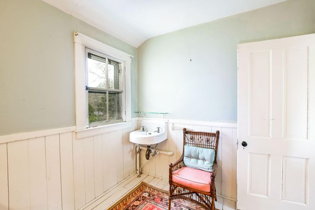 1331 Main Street, Cotuit, MA 02635