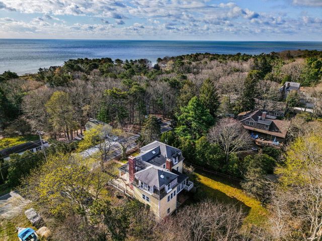 1331 Main Street, Cotuit, MA 02635
